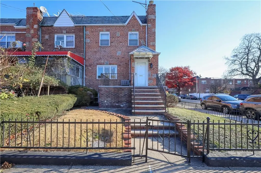 2183 E 27th Street Brooklyn NY 11229