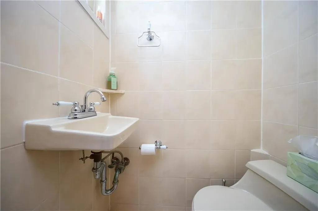 2183 E 27th Street Brooklyn NY 11229