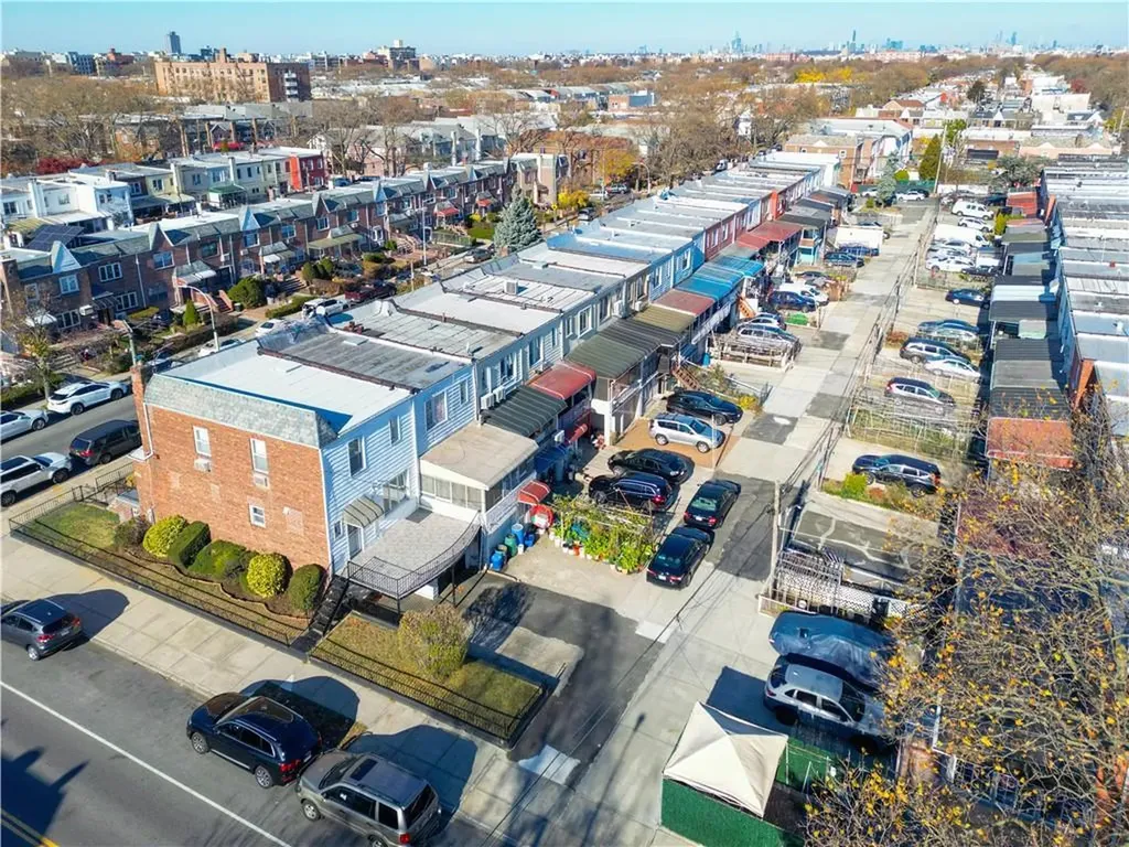 2183 E 27th Street Brooklyn NY 11229