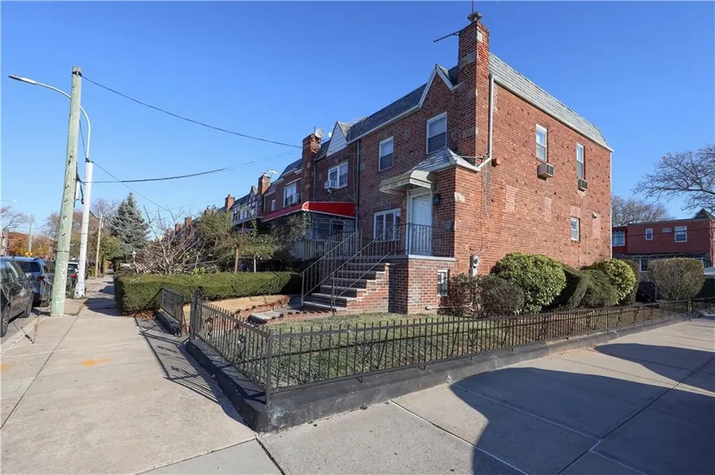 2183 E 27th Street Brooklyn NY 11229