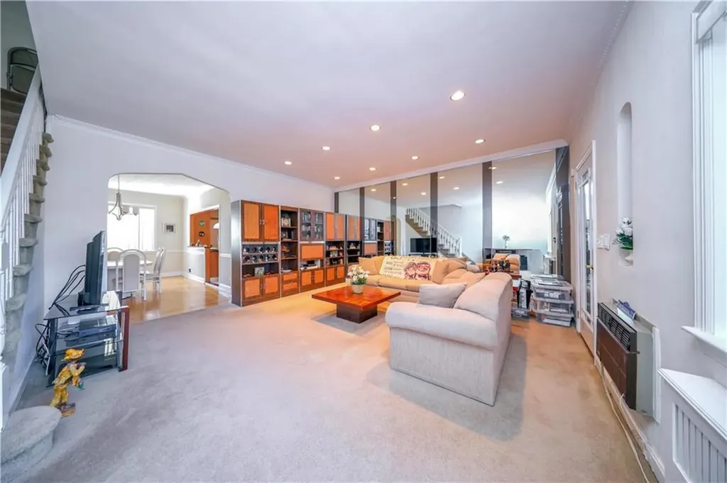 2183 E 27th Street Brooklyn NY 11229