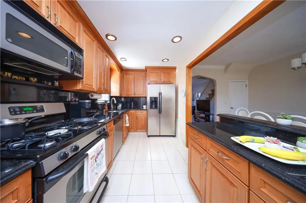 2183 E 27th Street Brooklyn NY 11229