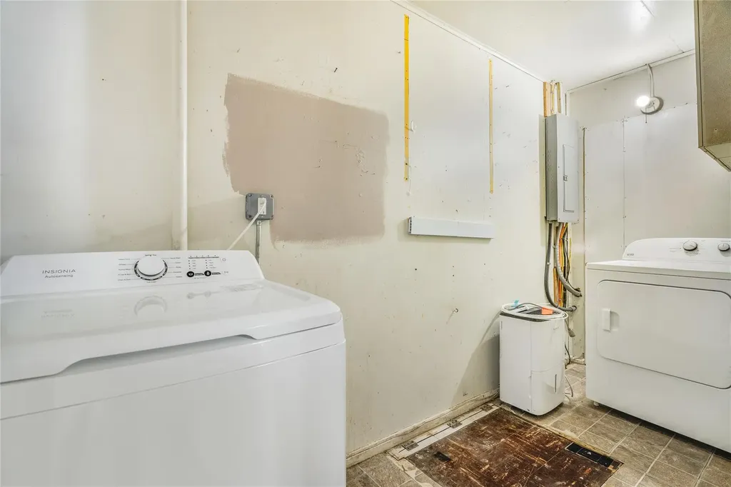 25 Peter Cooper Drive Poughkeepsie NY 12601