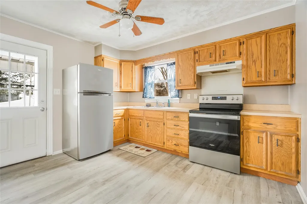 25 Peter Cooper Drive Poughkeepsie NY 12601
