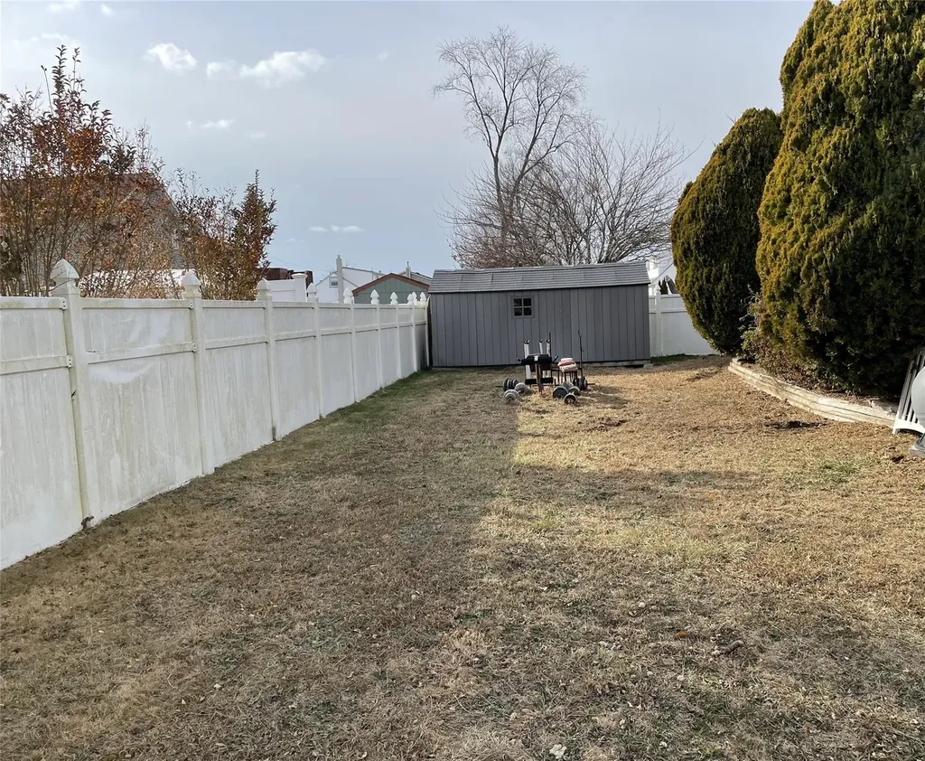 206 Justice Street West Babylon NY 11704