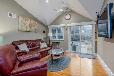 2 Landing Lane Port Jefferson NY 11777