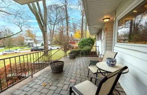 2 Landing Lane Port Jefferson NY 11777