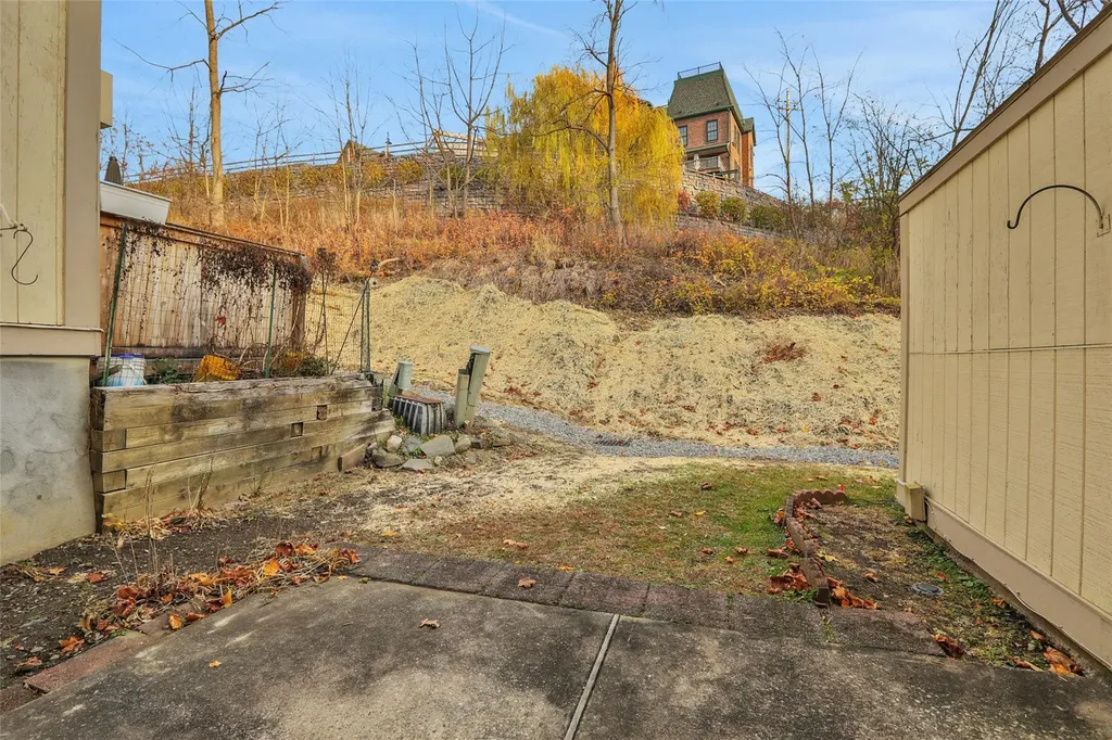 14 Hammond Plaza Beacon NY 12508