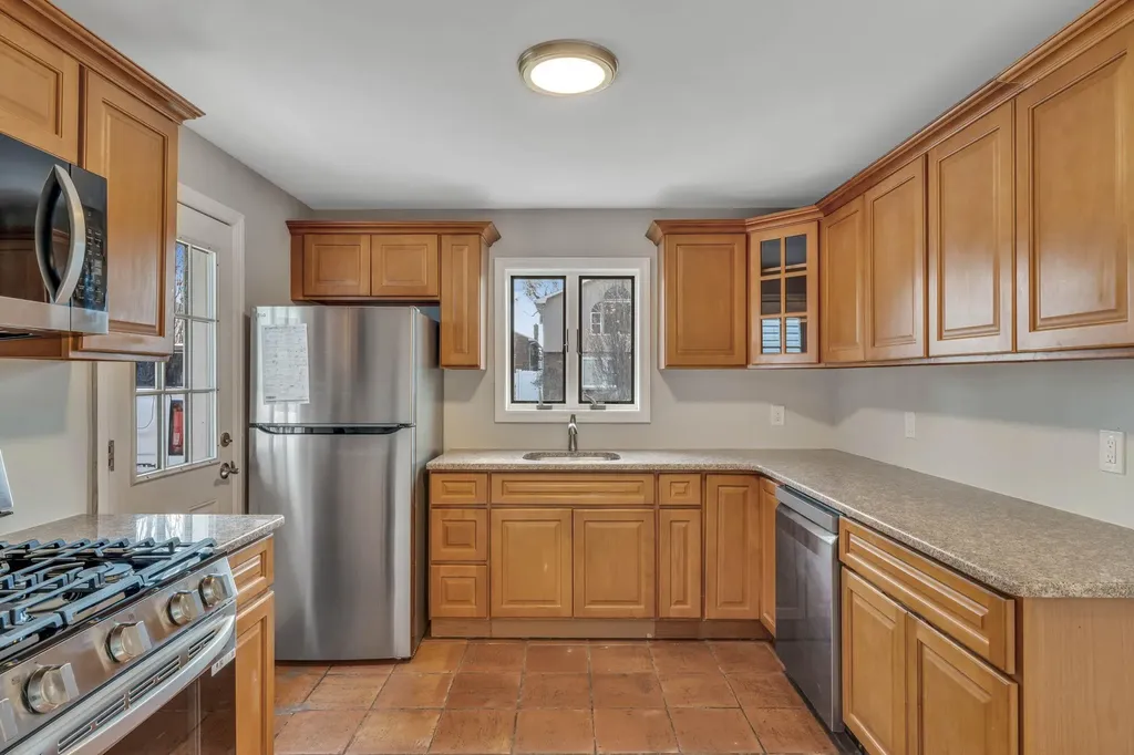 411 E Harrison Street Long Beach NY 11561
