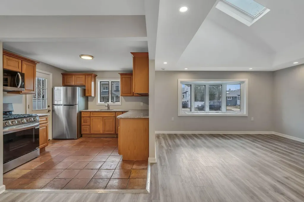 411 E Harrison Street Long Beach NY 11561