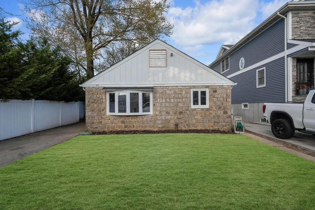 411 E Harrison Street Long Beach NY 11561