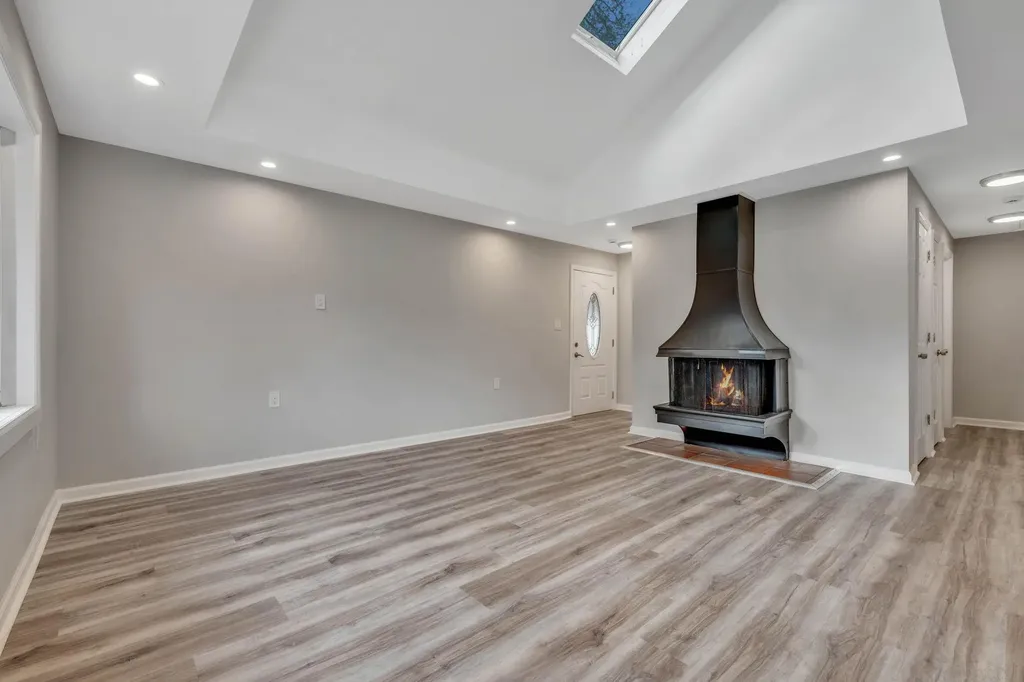 411 E Harrison Street Long Beach NY 11561