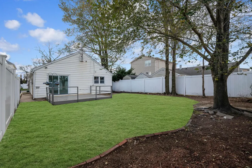 411 E Harrison Street Long Beach NY 11561