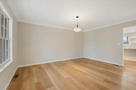 26 Riverhead Road East Moriches NY 11940