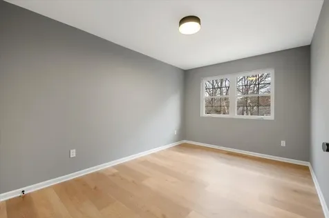 26 Riverhead Road East Moriches NY 11940