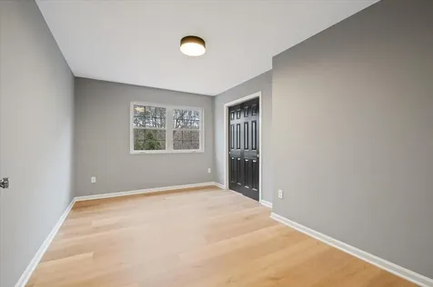 26 Riverhead Road East Moriches NY 11940