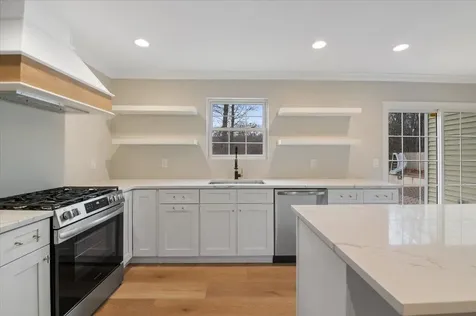 26 Riverhead Road East Moriches NY 11940