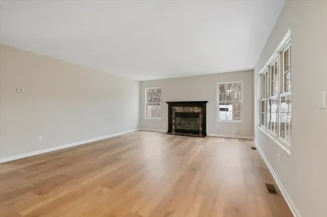 26 Riverhead Road East Moriches NY 11940