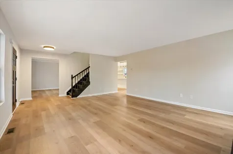 26 Riverhead Road East Moriches NY 11940