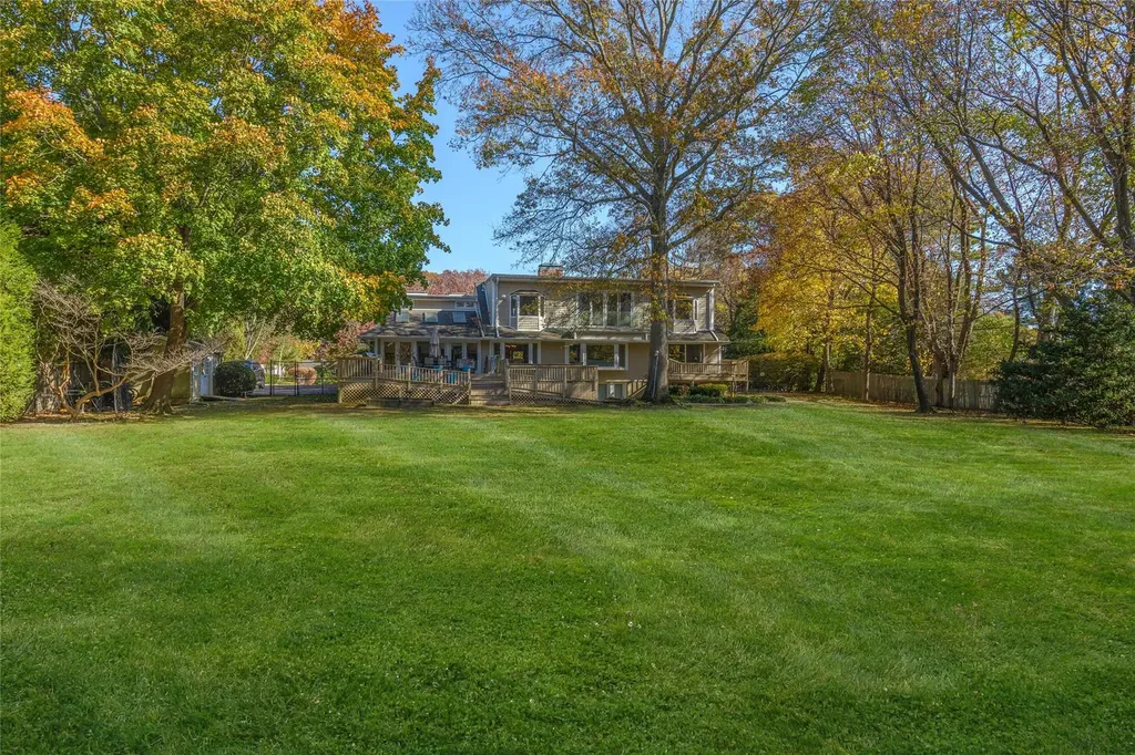 175 Split Rock Road Syosset NY 11791