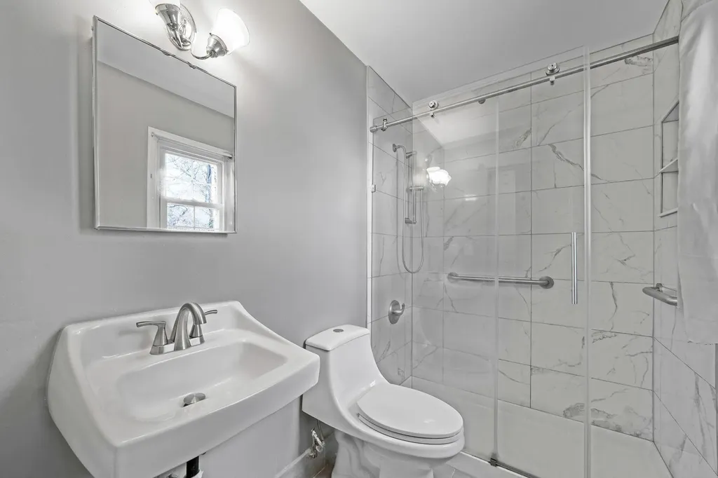 19 Rustic Road Yaphank NY 11980