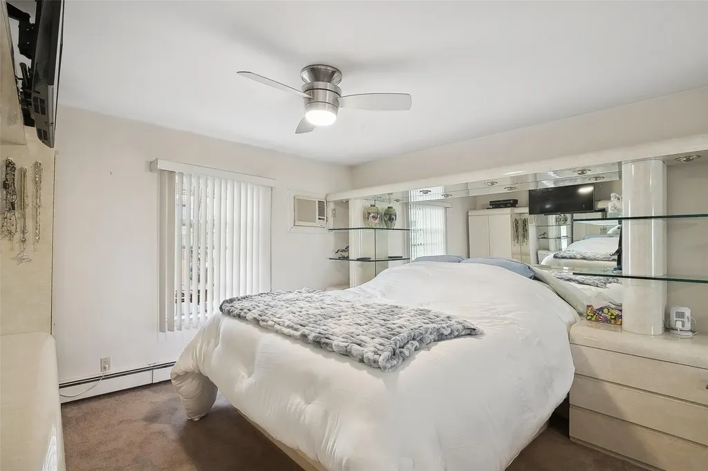 35 Squirrel Lane Levittown NY 11756