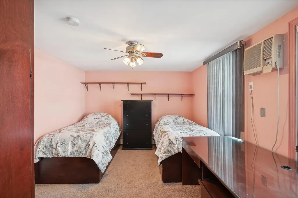 35 Squirrel Lane Levittown NY 11756