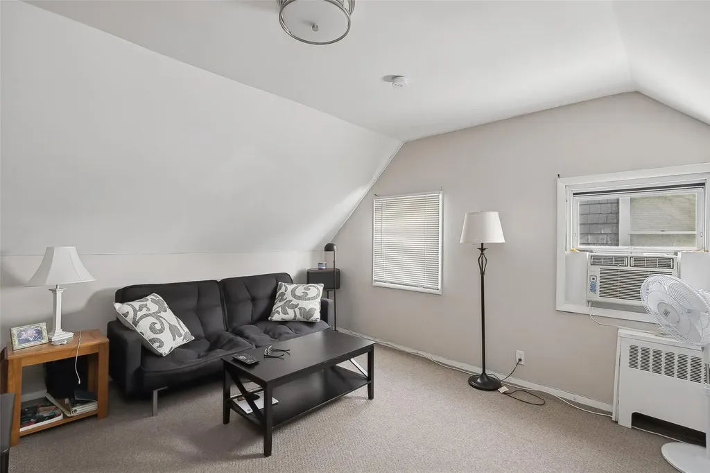 35 Squirrel Lane Levittown NY 11756