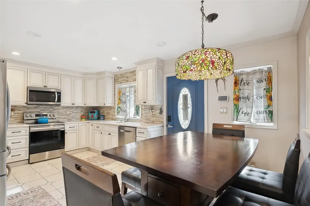 35 Squirrel Lane Levittown NY 11756