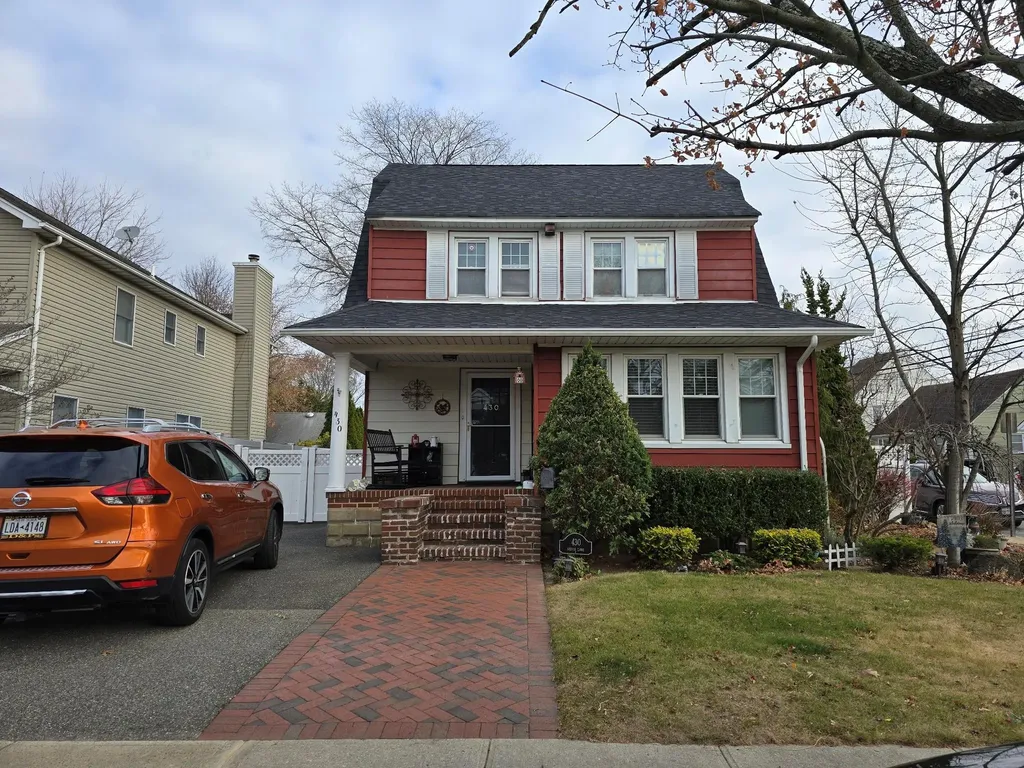 430 Silver Lane Oceanside NY 11572