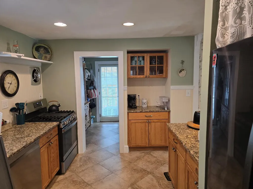 430 Silver Lane Oceanside NY 11572