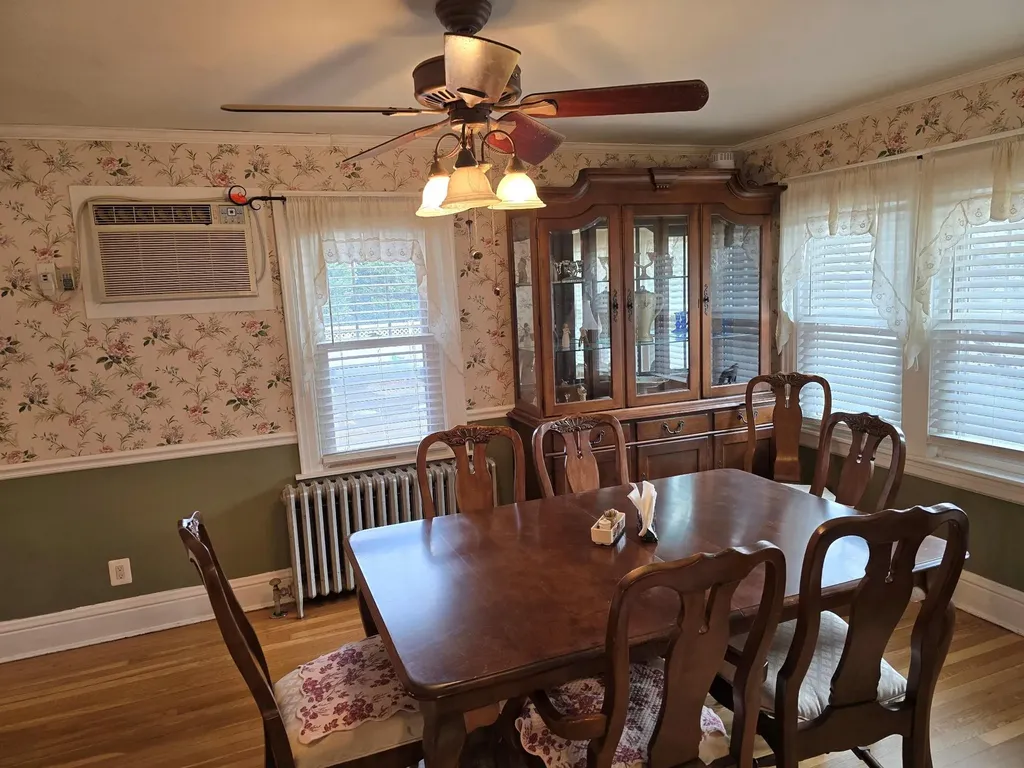 430 Silver Lane Oceanside NY 11572