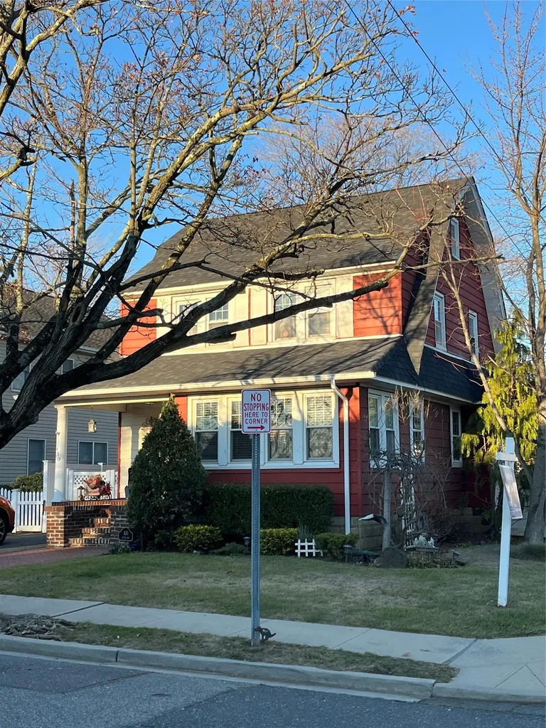 430 Silver Lane Oceanside NY 11572