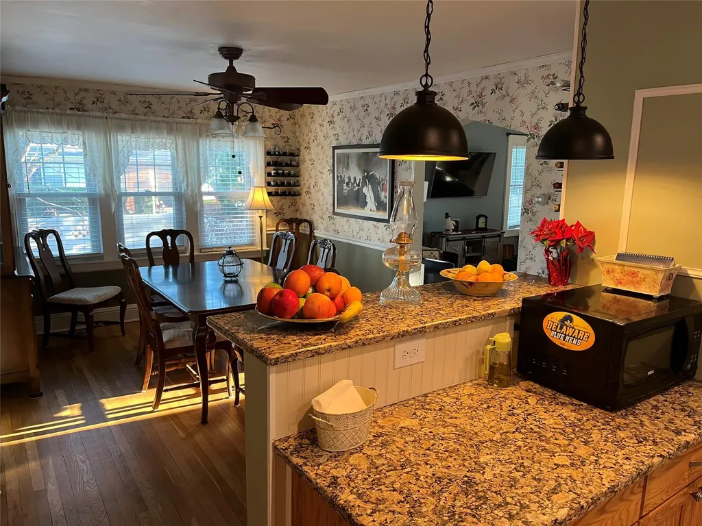 430 Silver Lane Oceanside NY 11572