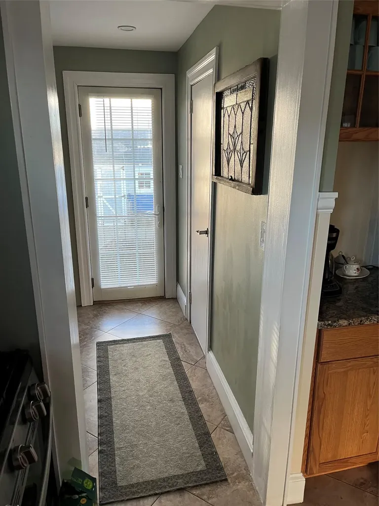 430 Silver Lane Oceanside NY 11572