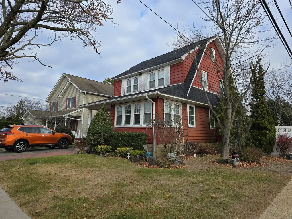 430 Silver Lane Oceanside NY 11572