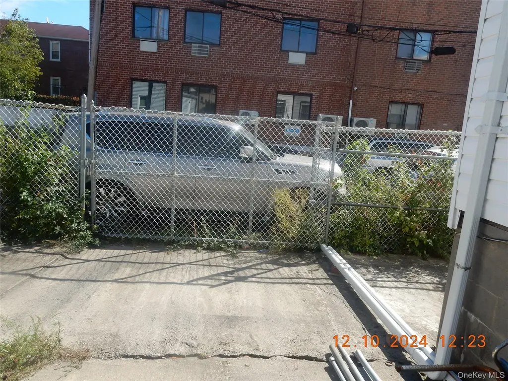 1027 E 83rd Street E Brooklyn NY 11236