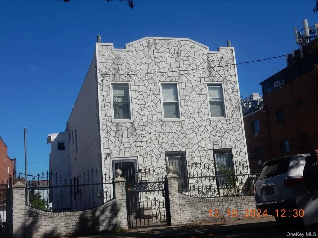 1027 E 83rd Street E Brooklyn NY 11236