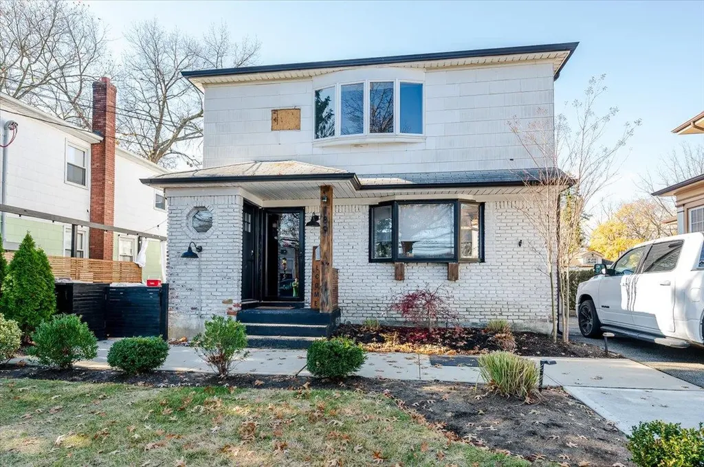 189 Hempstead Avenue Lynbrook NY 11563