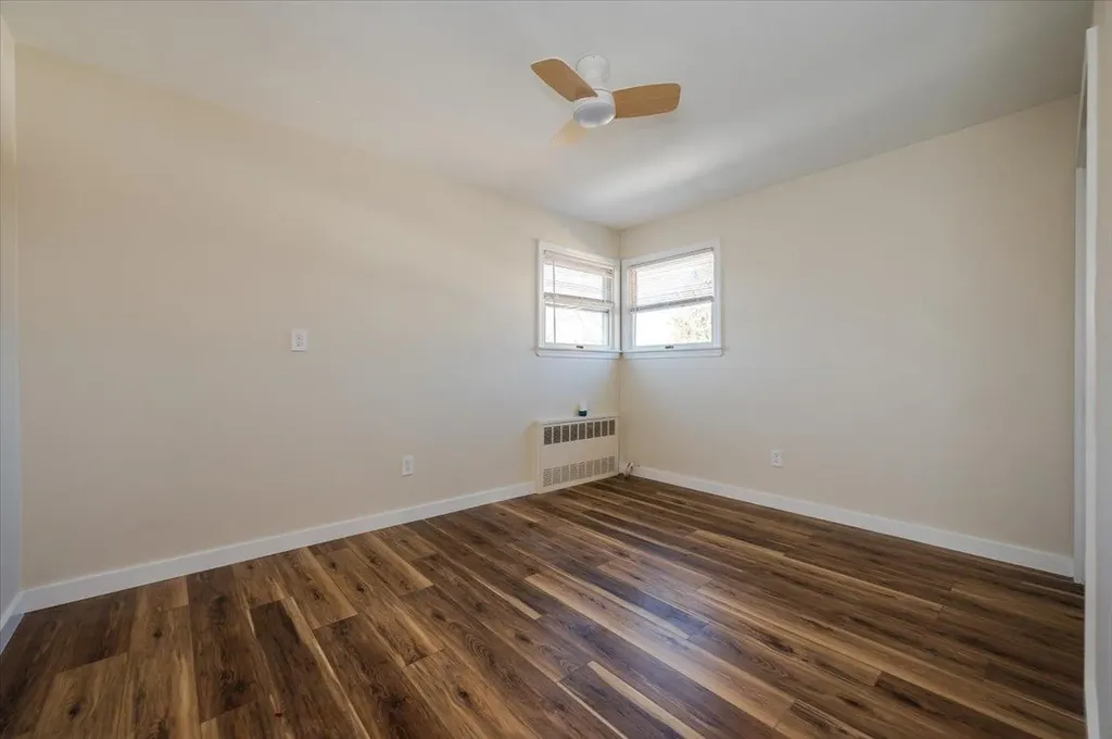 189 Hempstead Avenue Lynbrook NY 11563