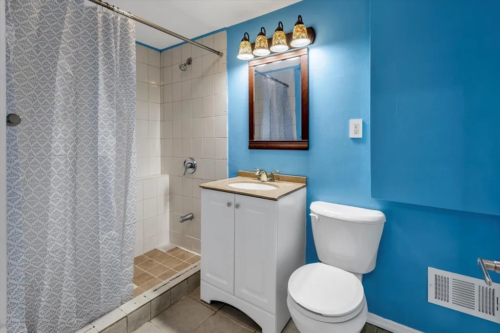 556 Macdonald Avenue Bellport NY 11713