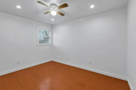 556 Macdonald Avenue Bellport NY 11713