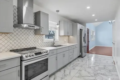 556 Macdonald Avenue Bellport NY 11713