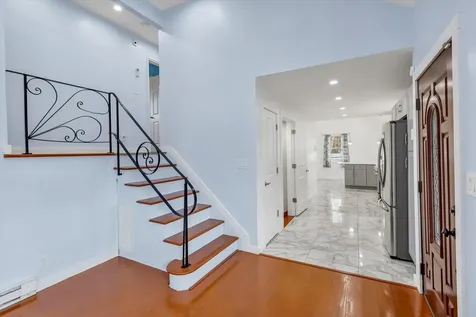 556 Macdonald Avenue Bellport NY 11713