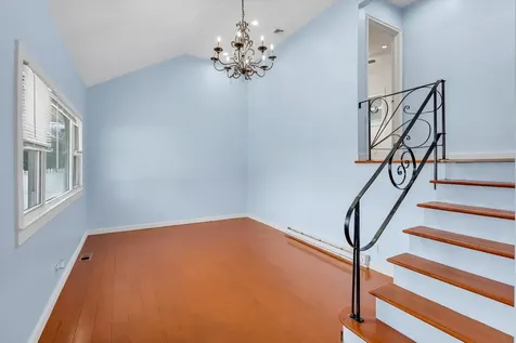 556 Macdonald Avenue Bellport NY 11713