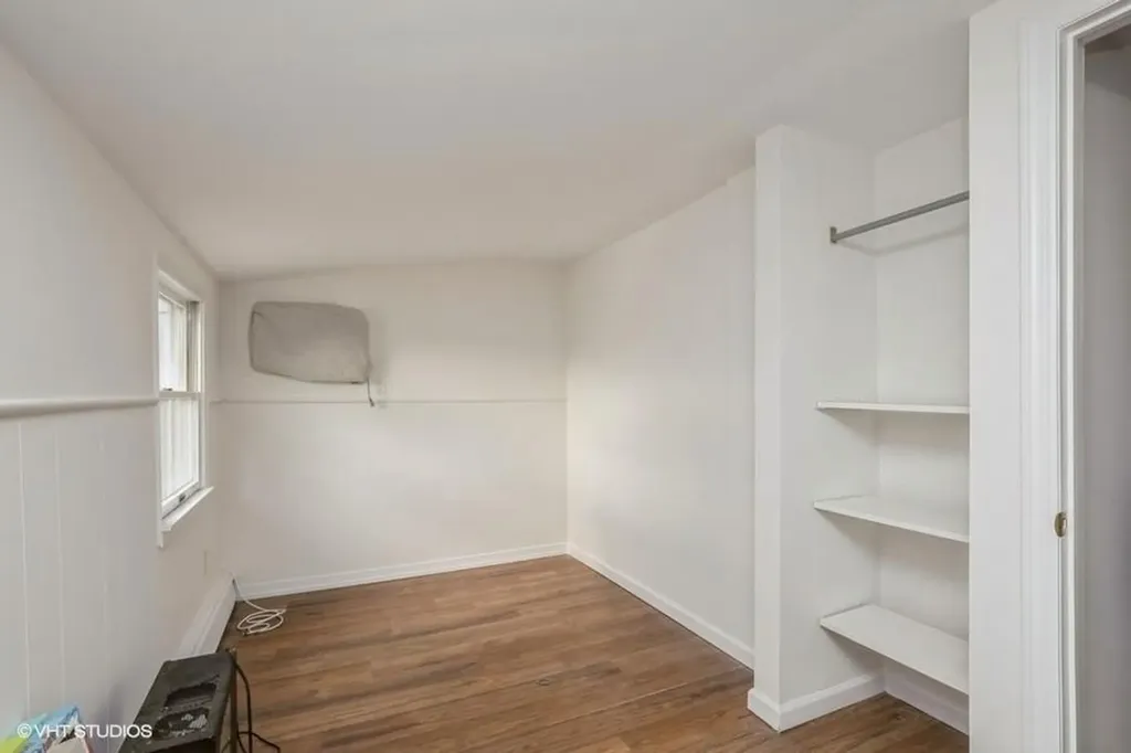 10 Reading Lane Bethpage NY 11714