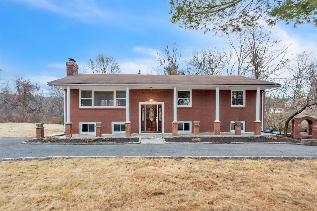 559 Laroe Road Chester NY 10918