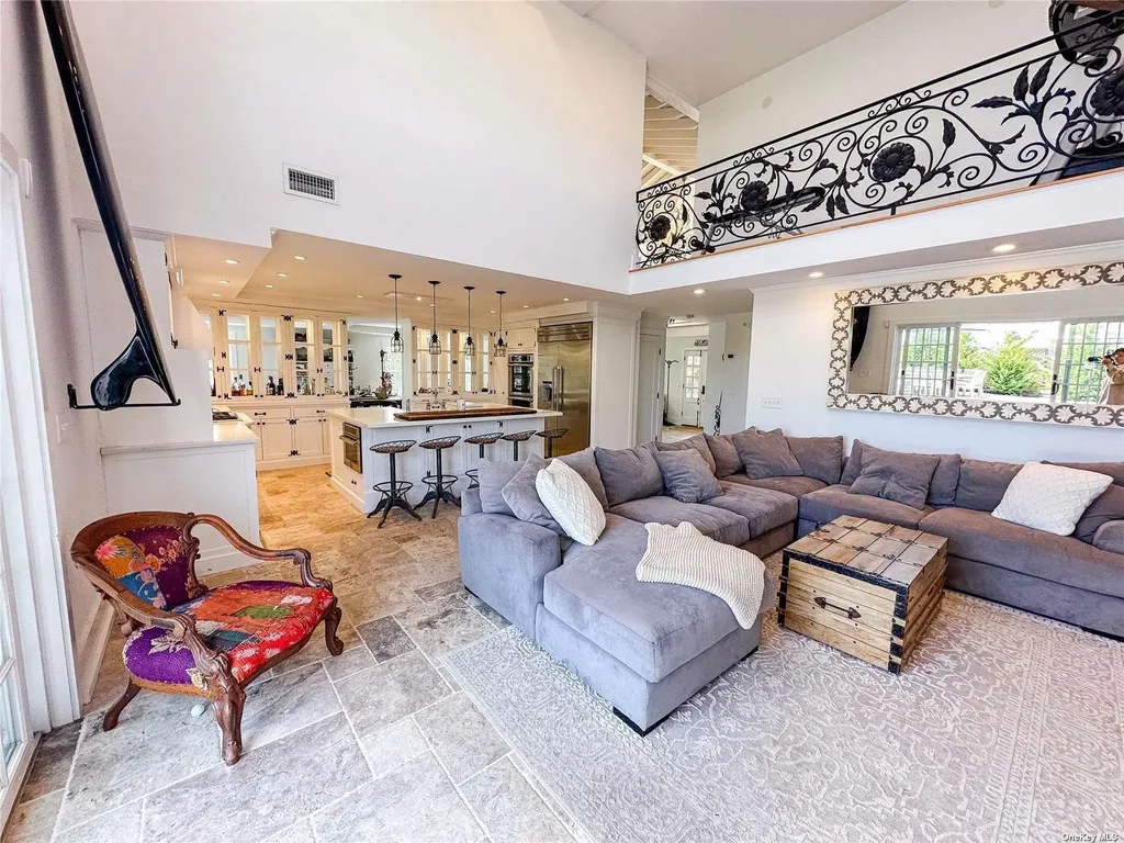 72 Regent Drive Lido Beach NY 11561