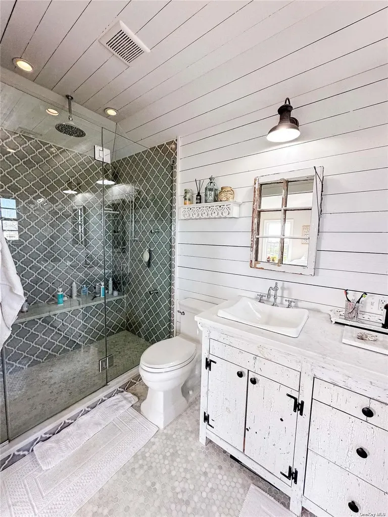 72 Regent Drive Lido Beach NY 11561