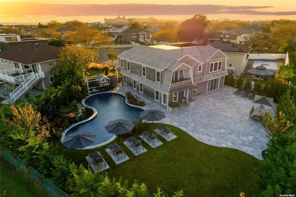 72 Regent Drive Lido Beach NY 11561